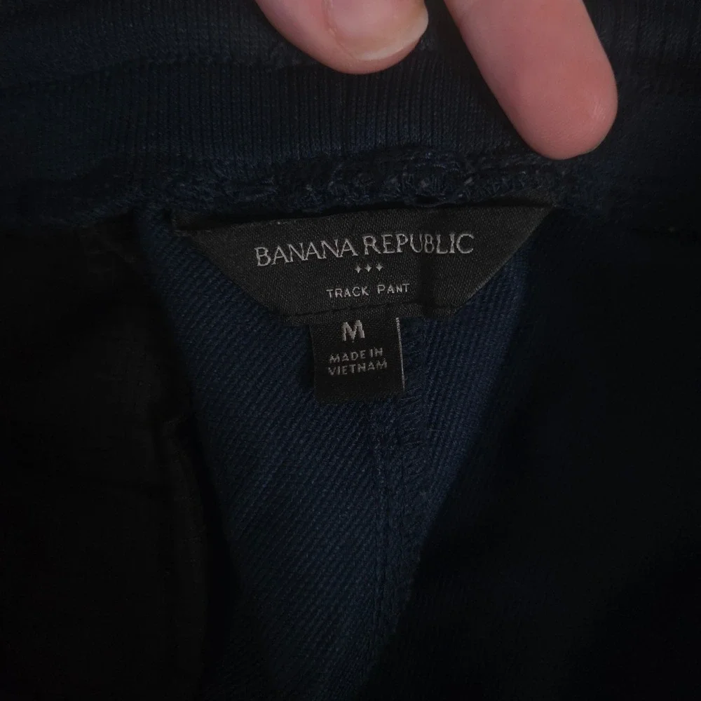 Banana Republic Pants Mens M Navy Track Performance Side Stripe Tapered Leg Zip